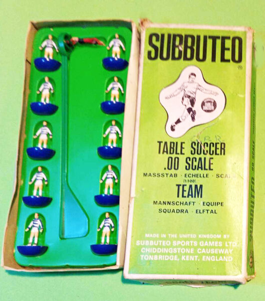 215 - LW Team : QUEENS PARK RANGERS Ref. 215 (ZZ)