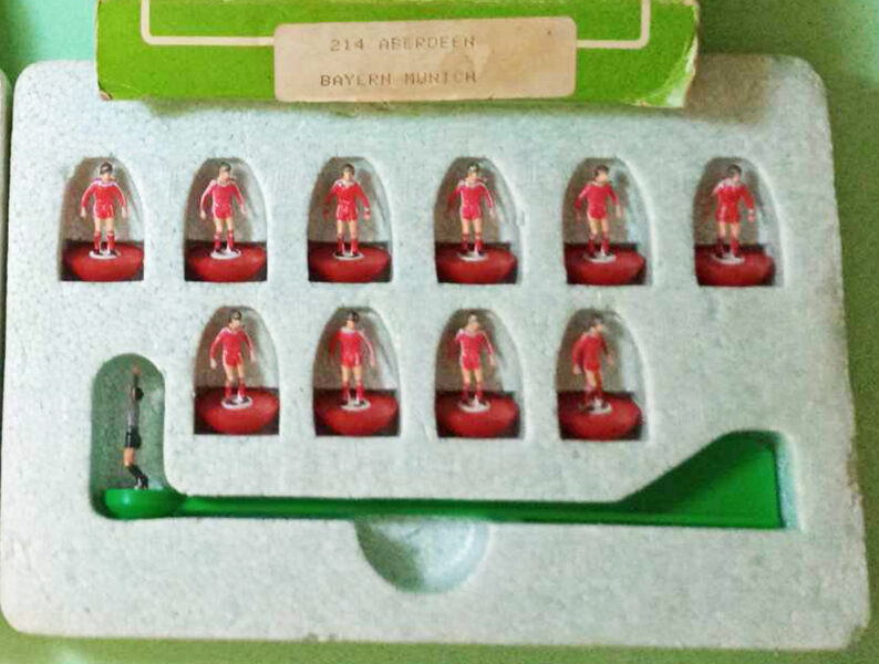 214 - LW Team : BAYERN MUENCHEN Ref. 214 (ZZ-II)