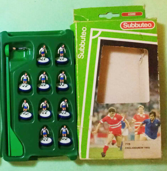 719 - LW Team : ENGLAND Ref. 719 (ZZ-IV)