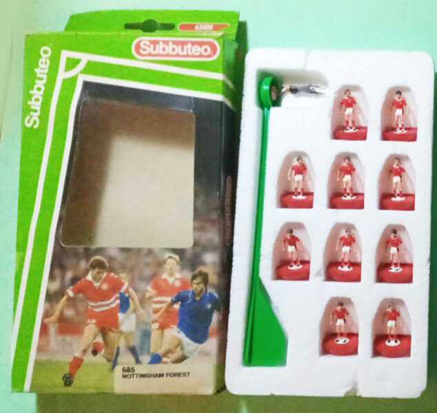685 - LW Team : NOTTINGHAM FOREST Ref. 685 (ZZ)