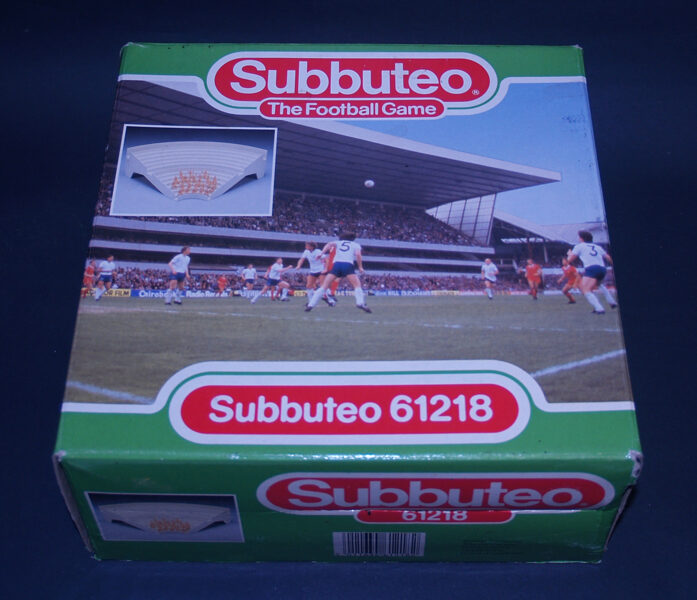 Empty box : CORNER TERRACE