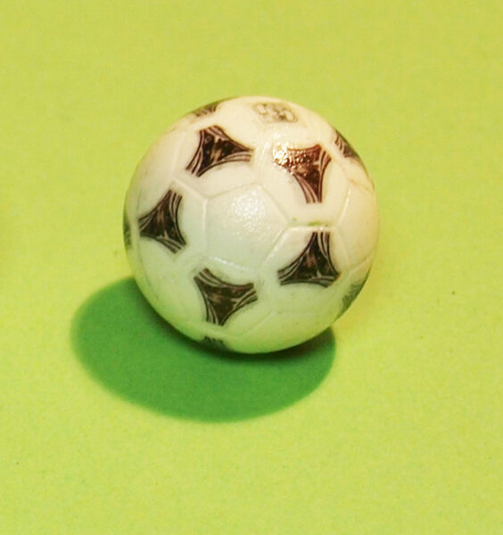 Ball : TANGO QUESTRA (P-13)