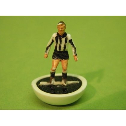 008 - HW Spare : GRIMSBY TOWN Ref. 8 (BG)